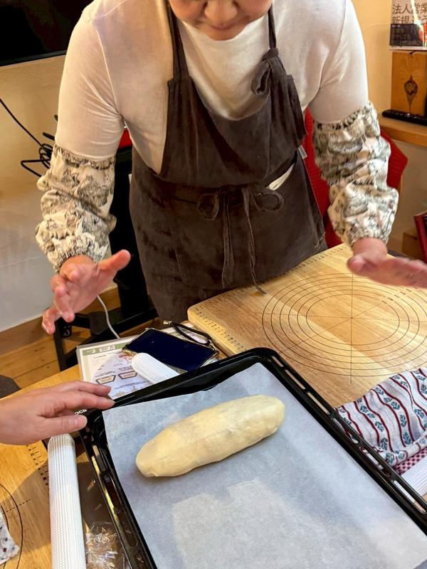 LINE_ALBUM_20251206 初めてのシュトーレン作りat 8MATO_251208_21.jpg