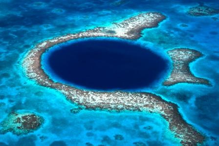 2011100520100621ph1blue_hole