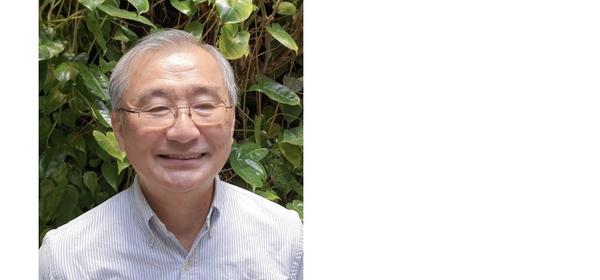 廣川謙一さんプロフィール上半身2.jpg