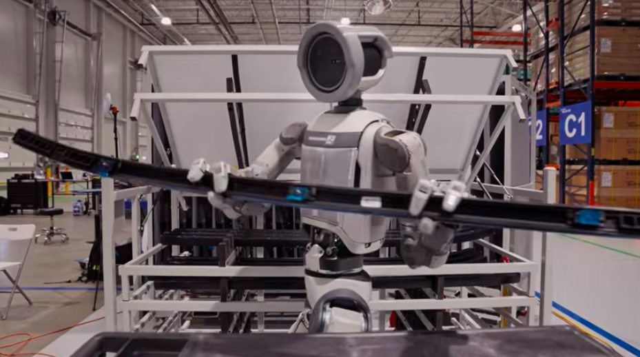 ヒト型ロボの“魅せる動き”をどう楽しむか